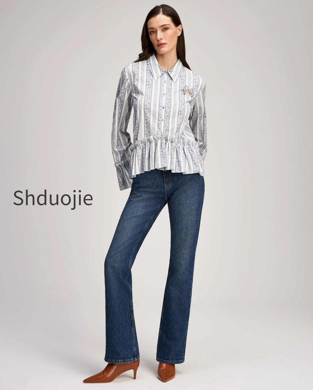 daxel-top-in-ivory-marine-blue-zw227612190z